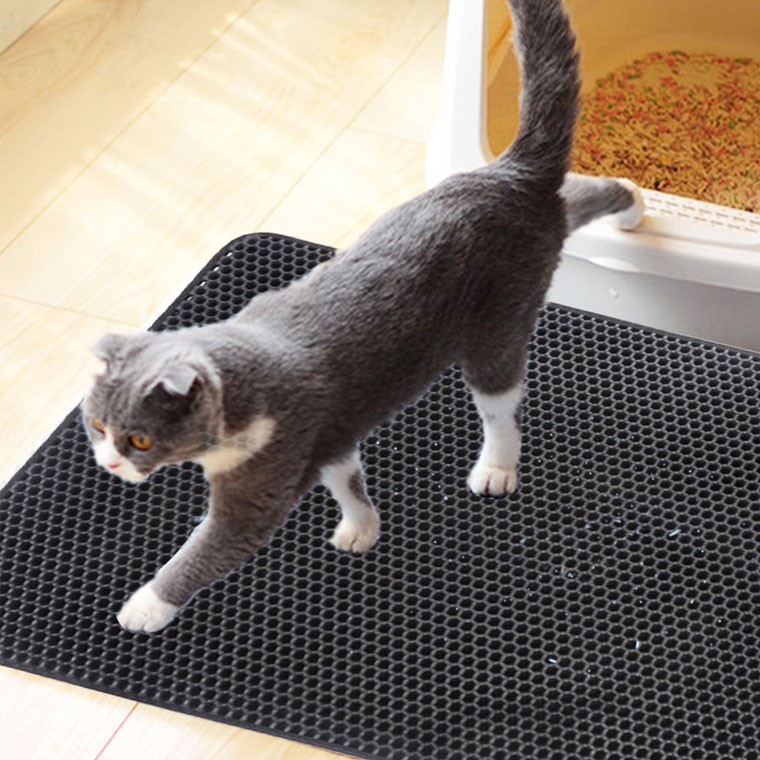 Easy to clean desertification prevention cat litter mat