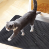 Easy to clean desertification prevention cat litter mat