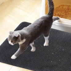 Easy to clean desertification prevention cat litter mat
