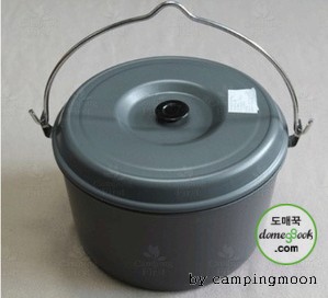 Hard Kopel among Kopel pots